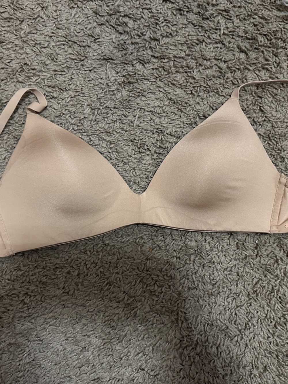 Skims wireless bra